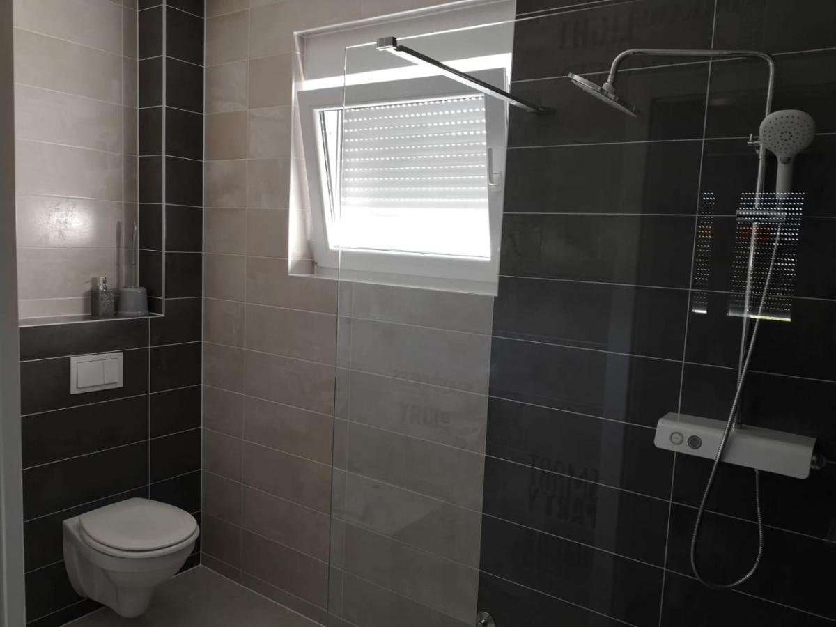 Apartmán Navis Supetarska Draga Exteriér fotografie