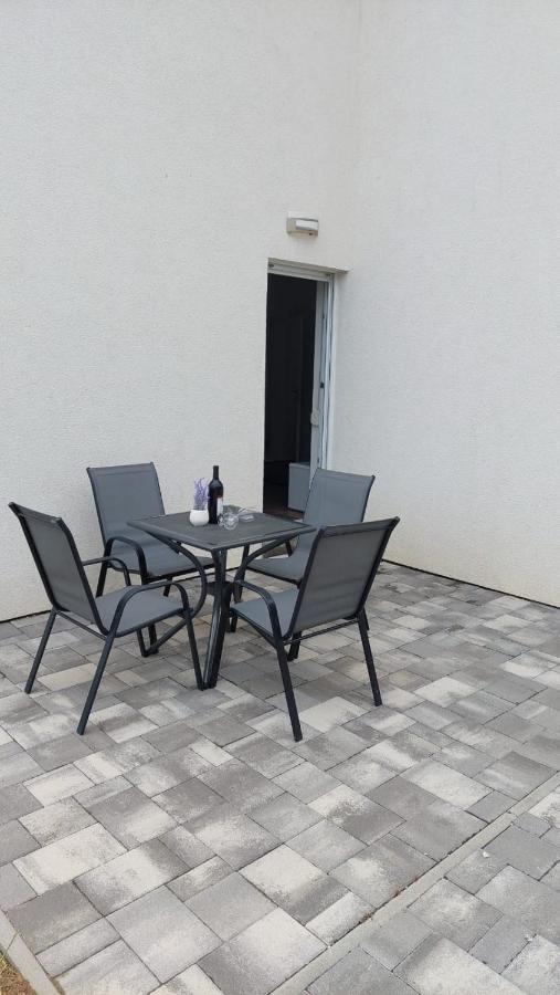 Apartmán Navis Supetarska Draga Exteriér fotografie