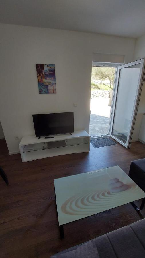 Apartmán Navis Supetarska Draga Exteriér fotografie