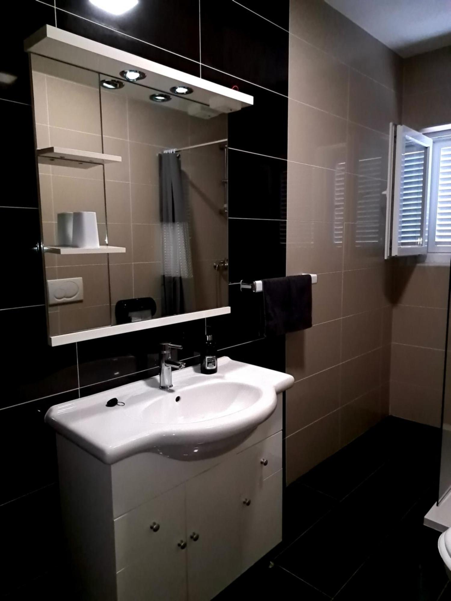 Apartmán Navis Supetarska Draga Exteriér fotografie